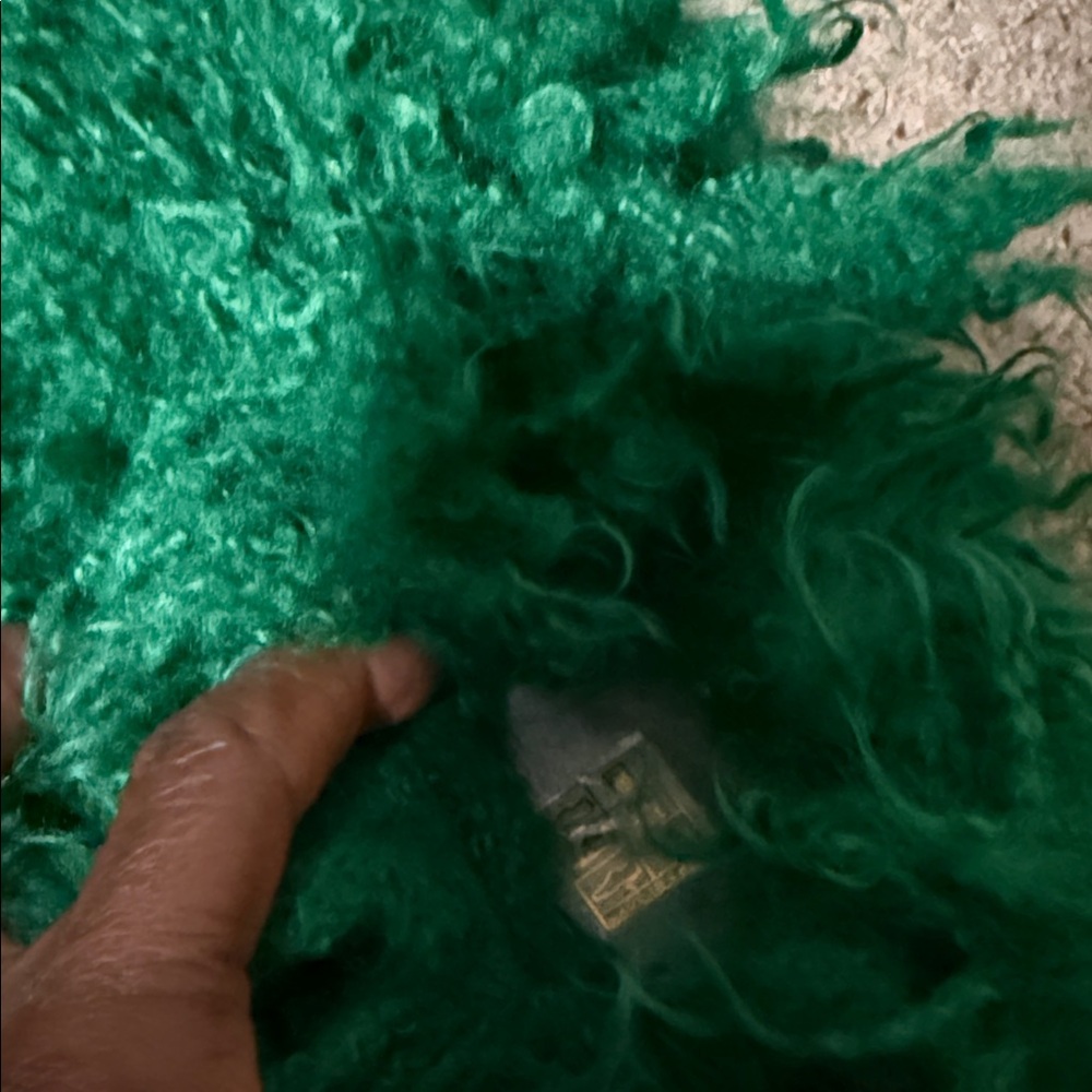 Green Fuzzy Slippers - Picture 5 of 6